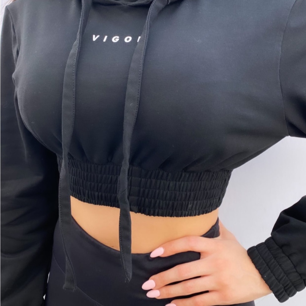 Vigoss Women's Black Cropped Hoodie